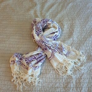 Elegant White and Purple Scarf